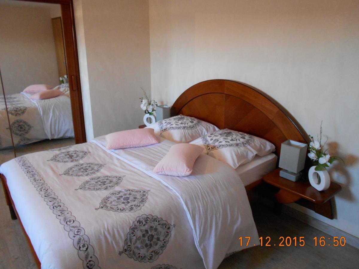 Bienvenue A La Campagne Bed and Breakfast Villers-sur-Port Esterno foto