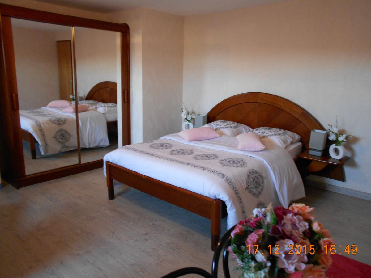 Bienvenue A La Campagne Bed and Breakfast Villers-sur-Port Esterno foto